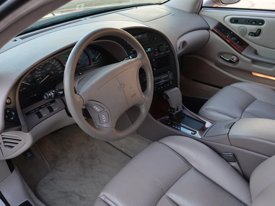 1995 Oldsmobile Aurora - Image 29 of 31