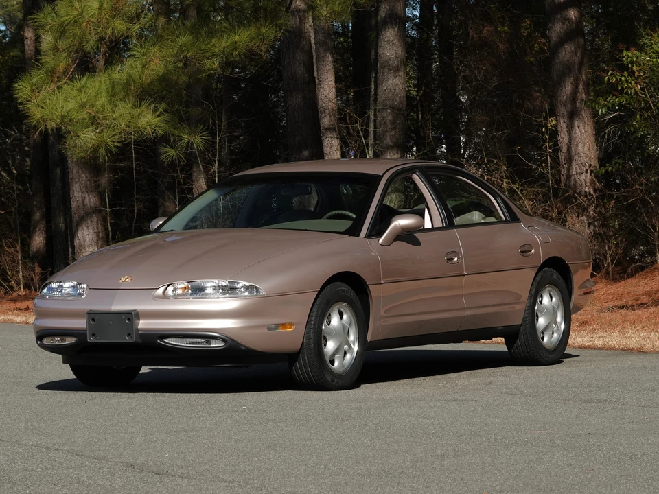 1995 Oldsmobile Aurora - Image 5 of 31