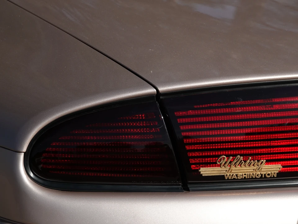 1995 Oldsmobile Aurora - Image 21 of 31