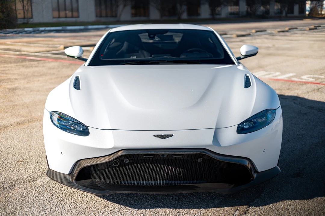 2020 Aston Martin V8 Vantage (2019+) - Image 3 of 31