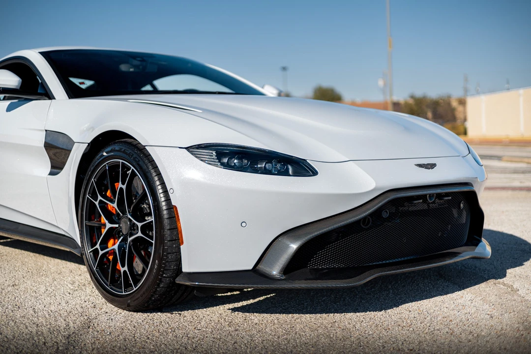 2020 Aston Martin V8 Vantage (2019+) - Image 16 of 31