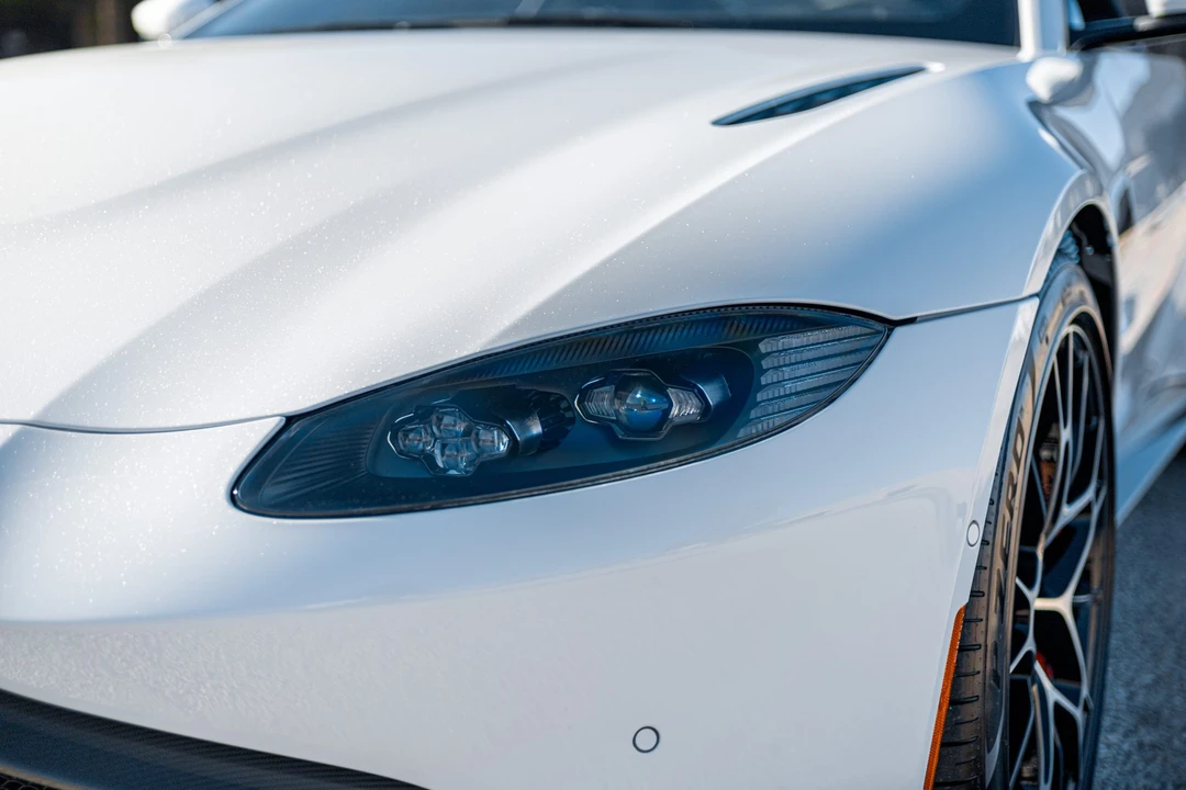 2020 Aston Martin V8 Vantage (2019+) - Image 22 of 31