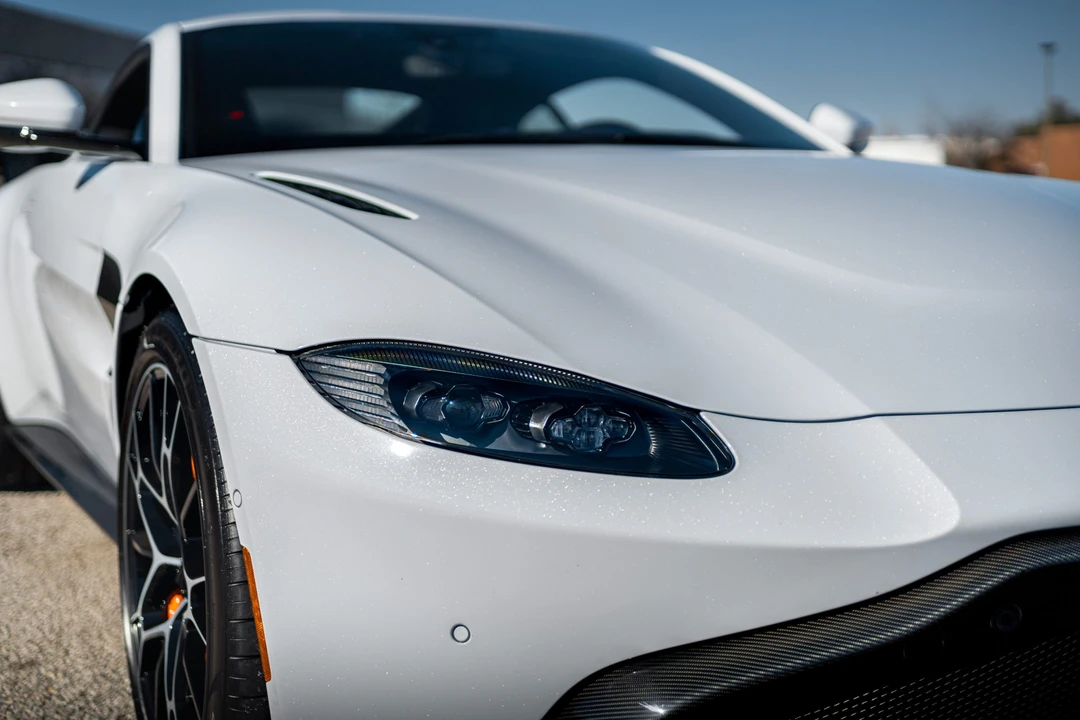 2020 Aston Martin V8 Vantage (2019+) - Image 18 of 31