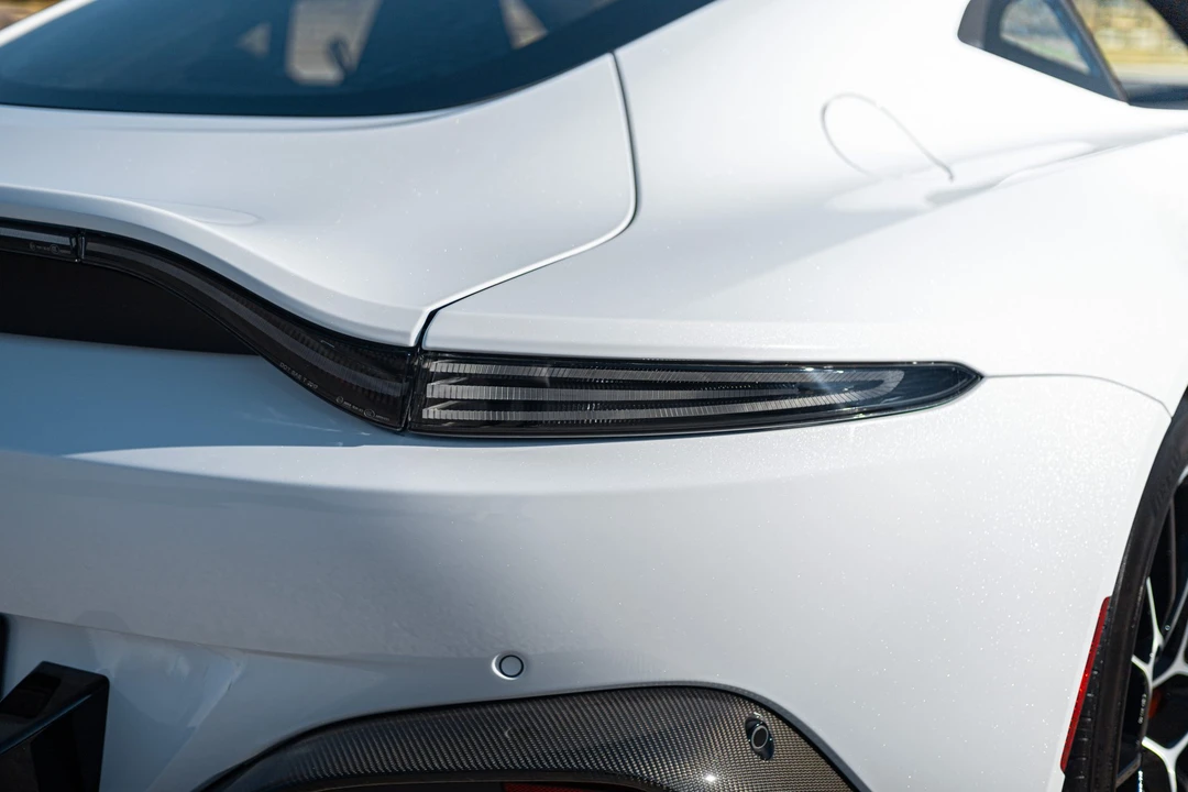 2020 Aston Martin V8 Vantage (2019+) - Image 28 of 31