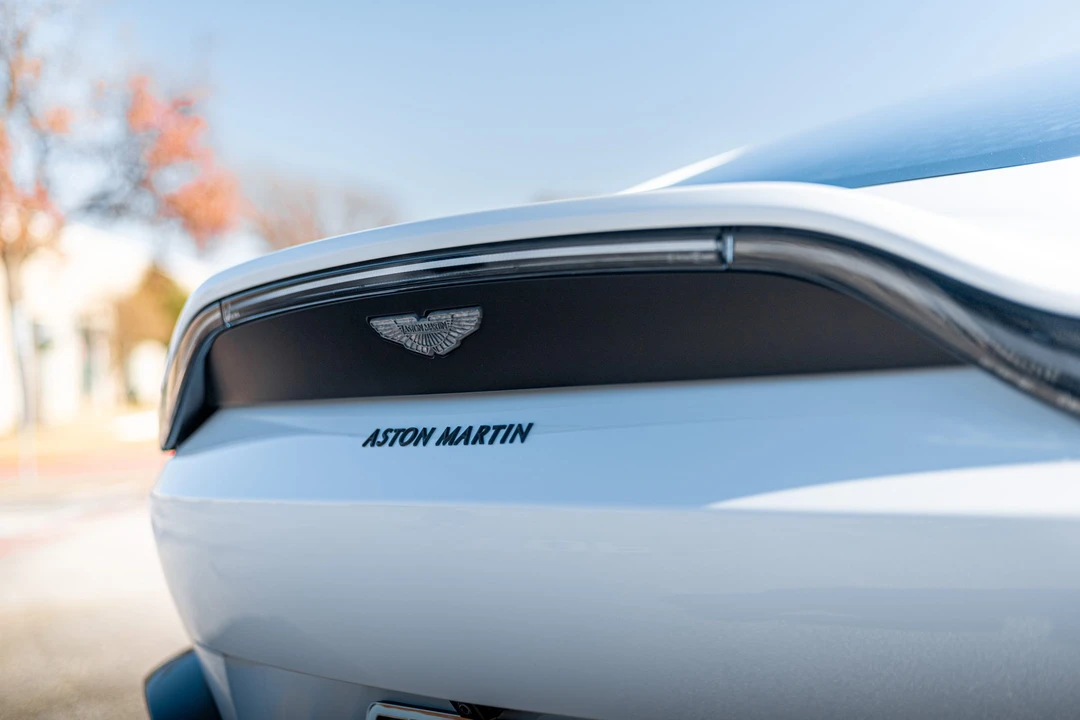 2020 Aston Martin V8 Vantage (2019+) - Image 29 of 31