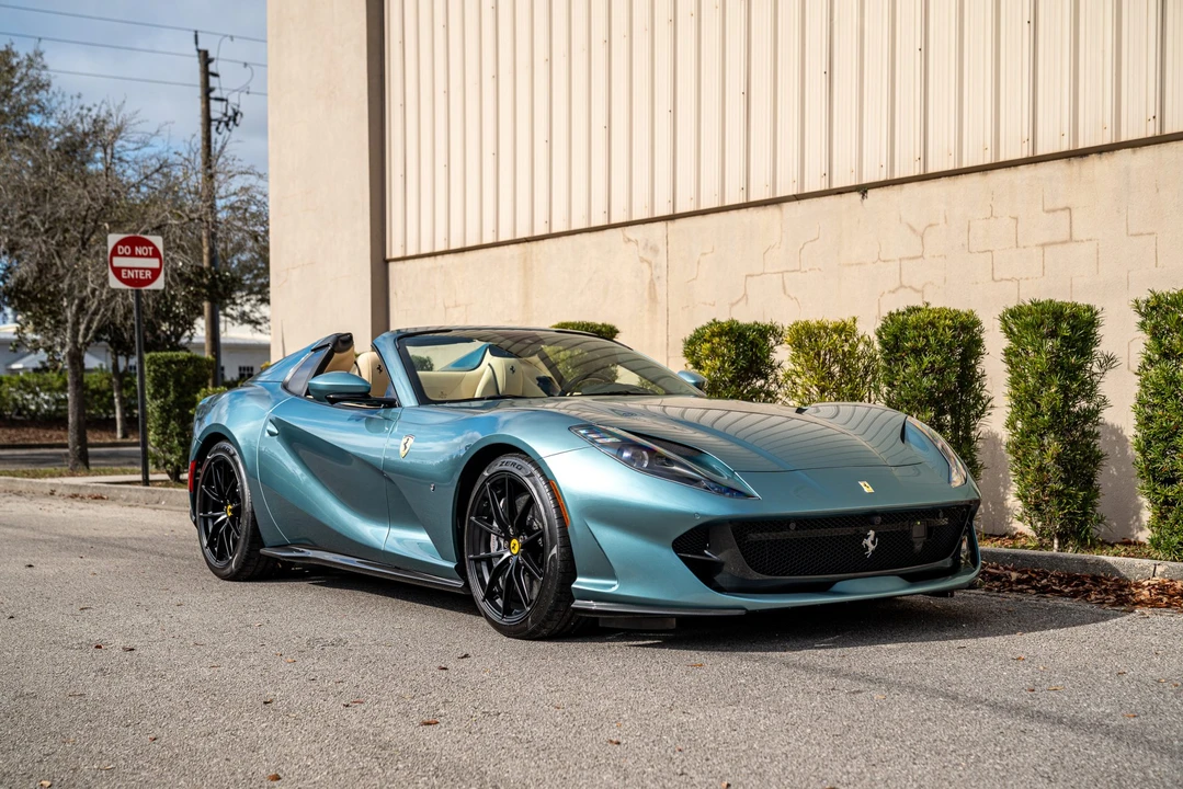 2023 Ferrari 812 GTS - Image 12 of 31