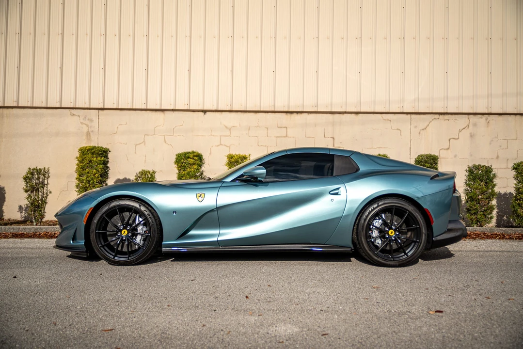 2023 Ferrari 812 GTS - Image 9 of 31