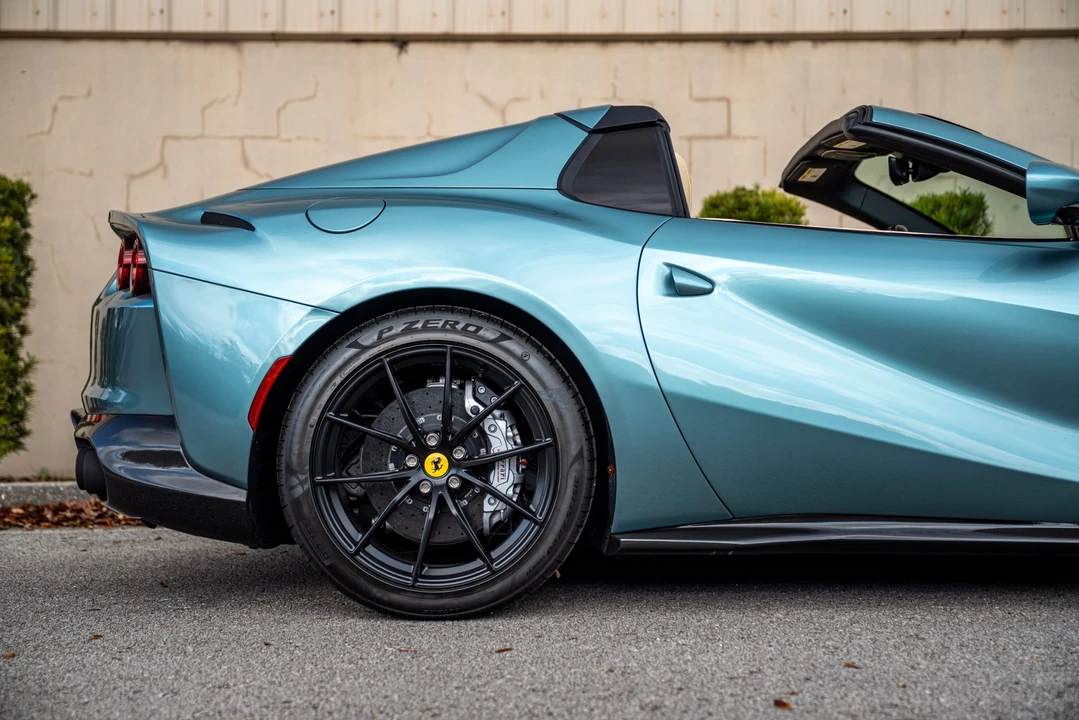 2023 Ferrari 812 GTS - Image 22 of 31