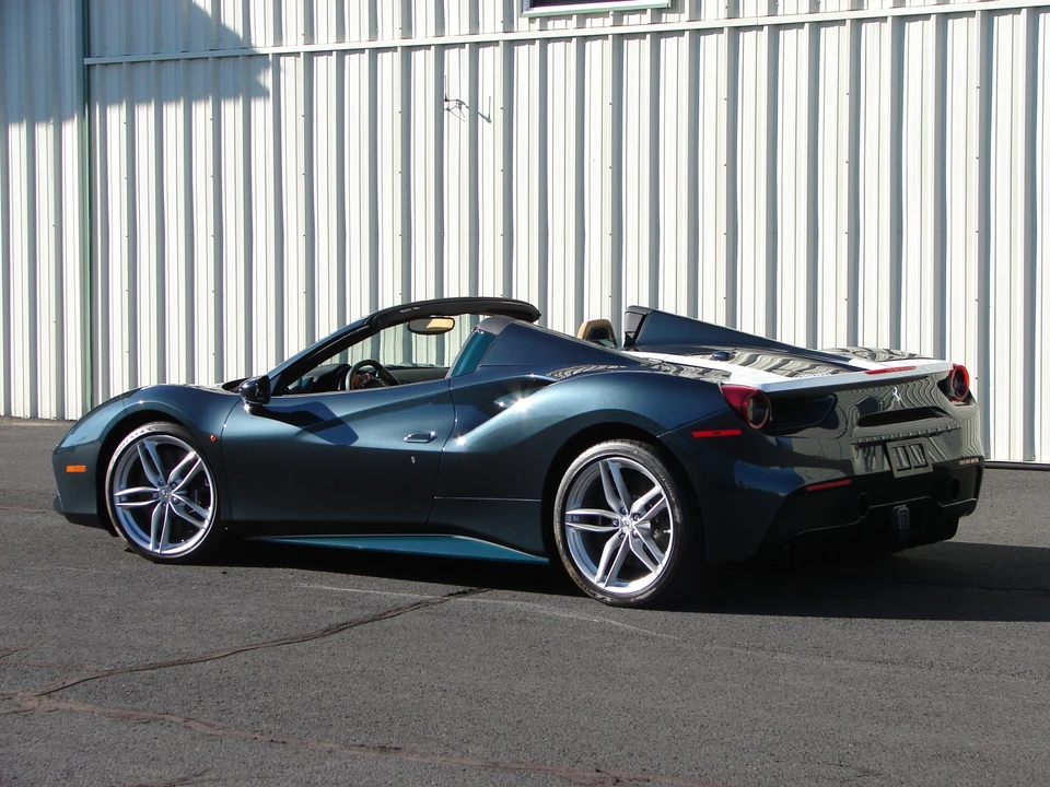 2019 Ferrari 488 Spider - Image 19 of 31