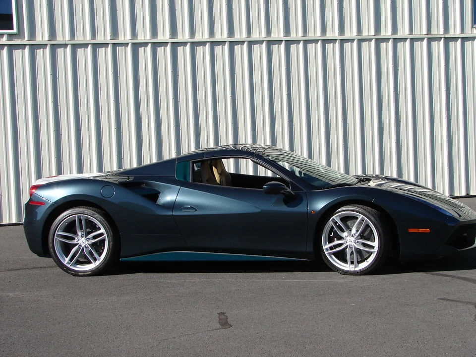 2019 Ferrari 488 Spider - Image 12 of 31