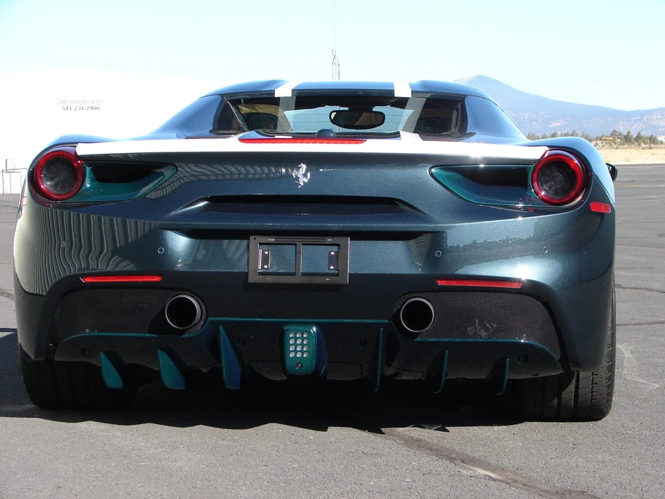 2019 Ferrari 488 Spider - Image 18 of 31