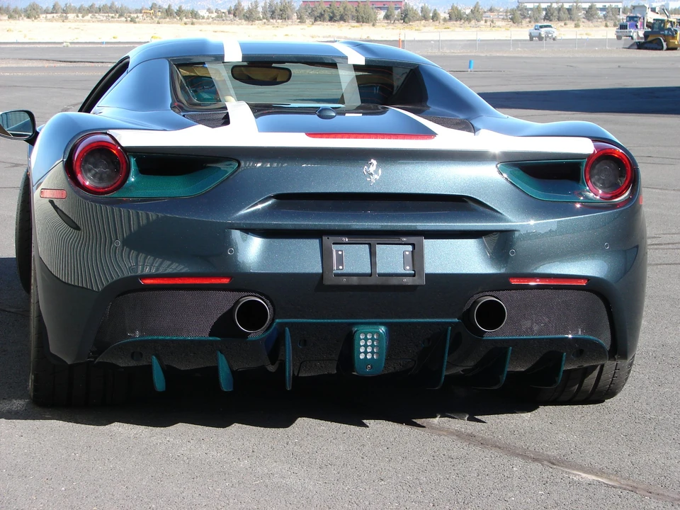 2019 Ferrari 488 Spider - Image 17 of 31