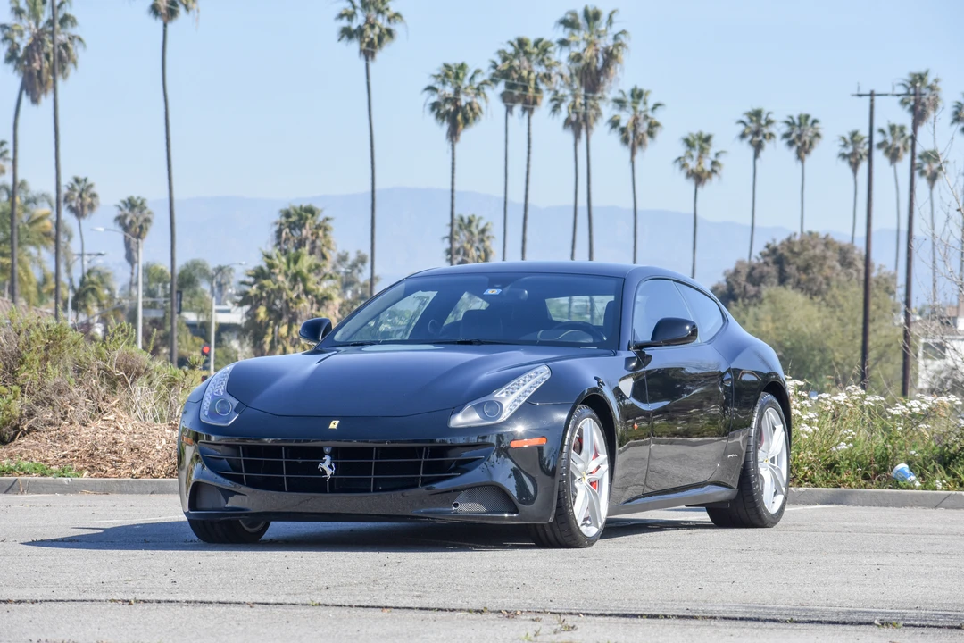 2014 Ferrari FF - Image 8 of 31