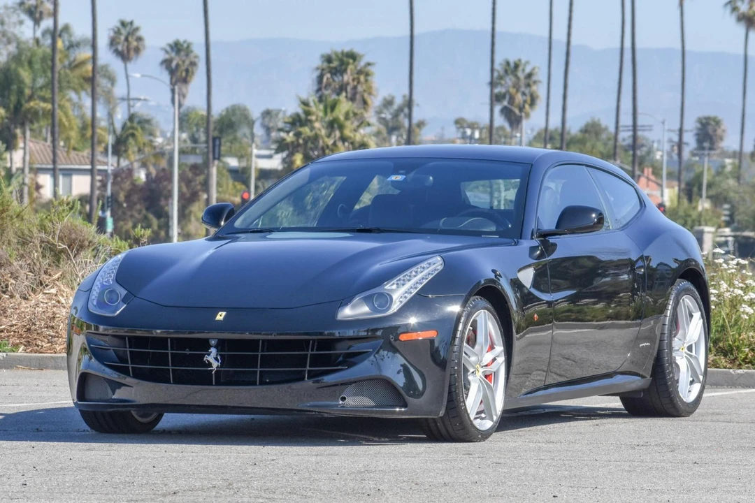 2014 Ferrari FF - Image 7 of 31