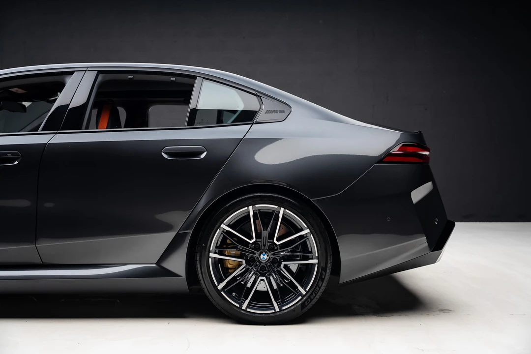 2025 BMW G90/G99 M5 - Image 21 of 31