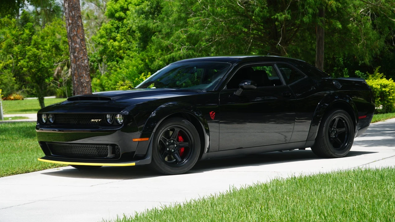 2018 Dodge Challenger SRT Demon & Super Stock 3rd Gen - Image 8 of 31