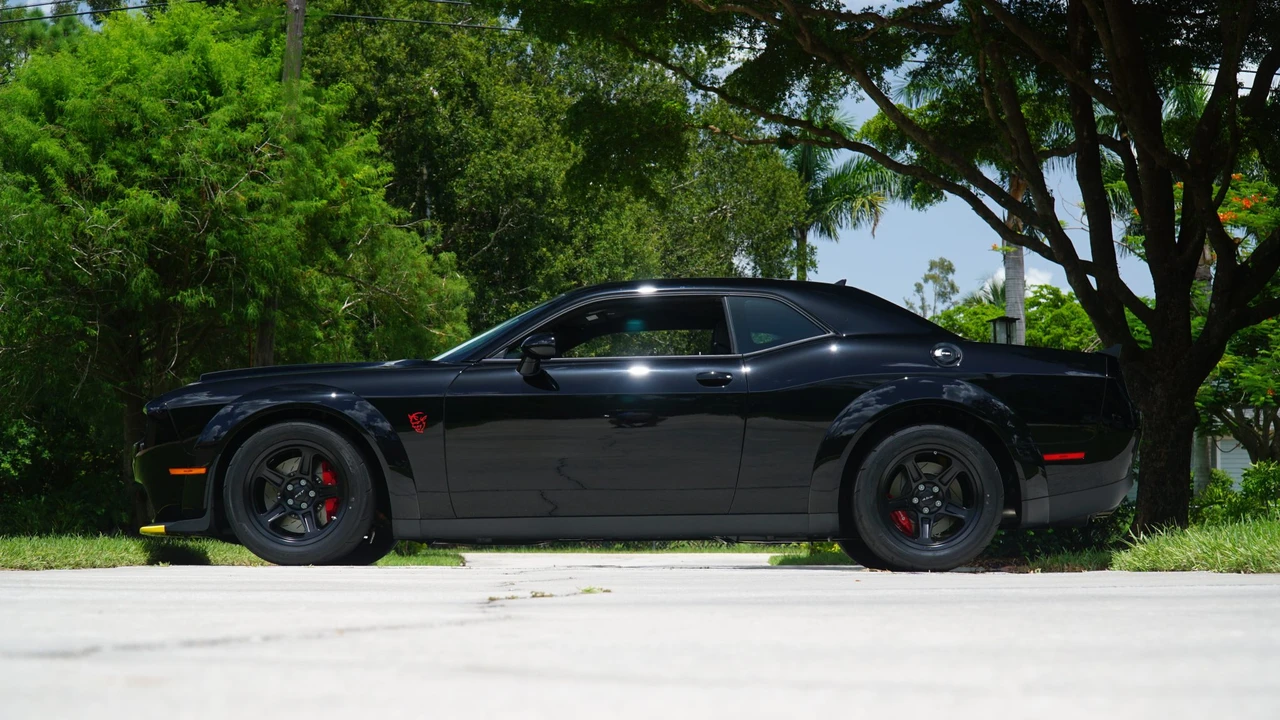 2018 Dodge Challenger SRT Demon & Super Stock 3rd Gen - Image 11 of 31
