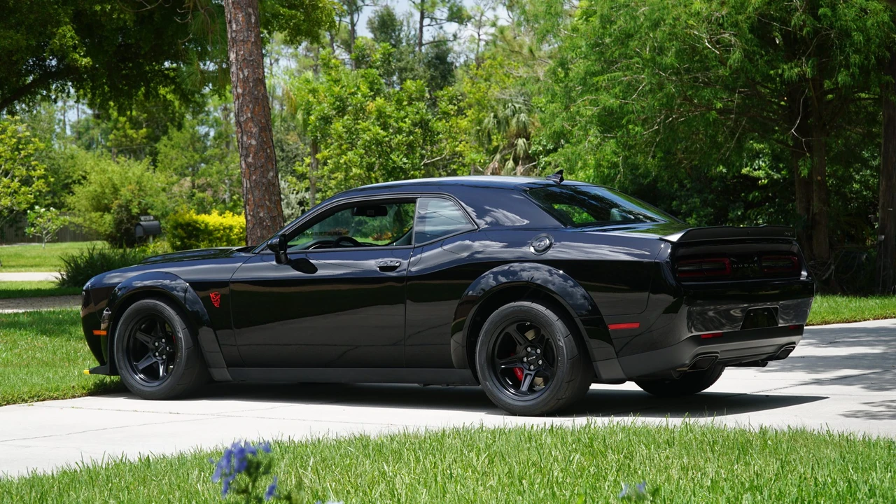 2018 Dodge Challenger SRT Demon & Super Stock 3rd Gen - Image 12 of 31