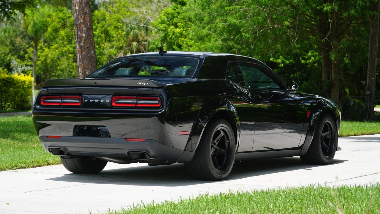 2018 Dodge Challenger SRT Demon & Super Stock 3rd Gen - Image 25 of 31