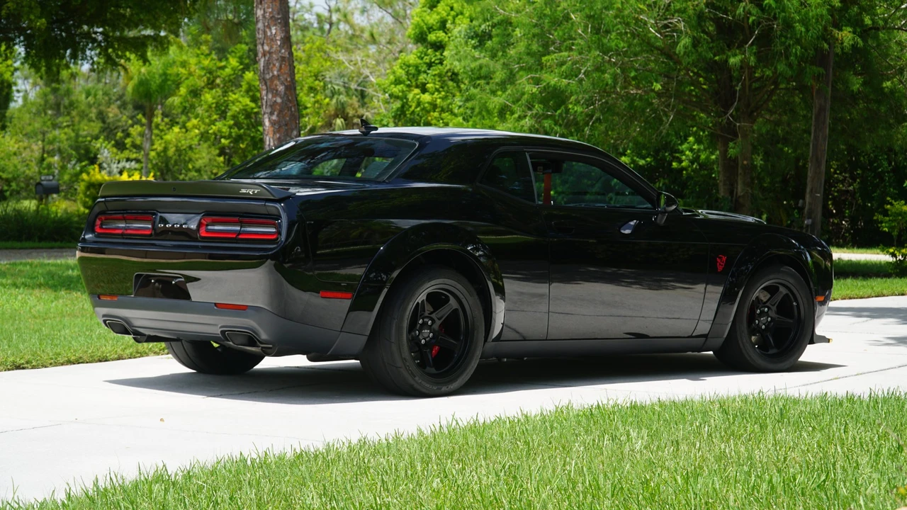 2018 Dodge Challenger SRT Demon & Super Stock 3rd Gen - Image 26 of 31