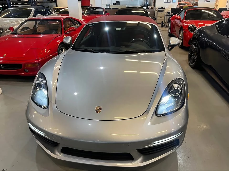 2018 Porsche 718 Boxster - Image 8 of 8