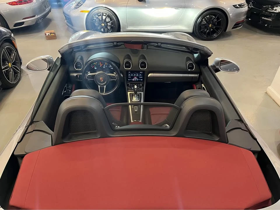 2018 Porsche 718 Boxster - Image 4 of 8