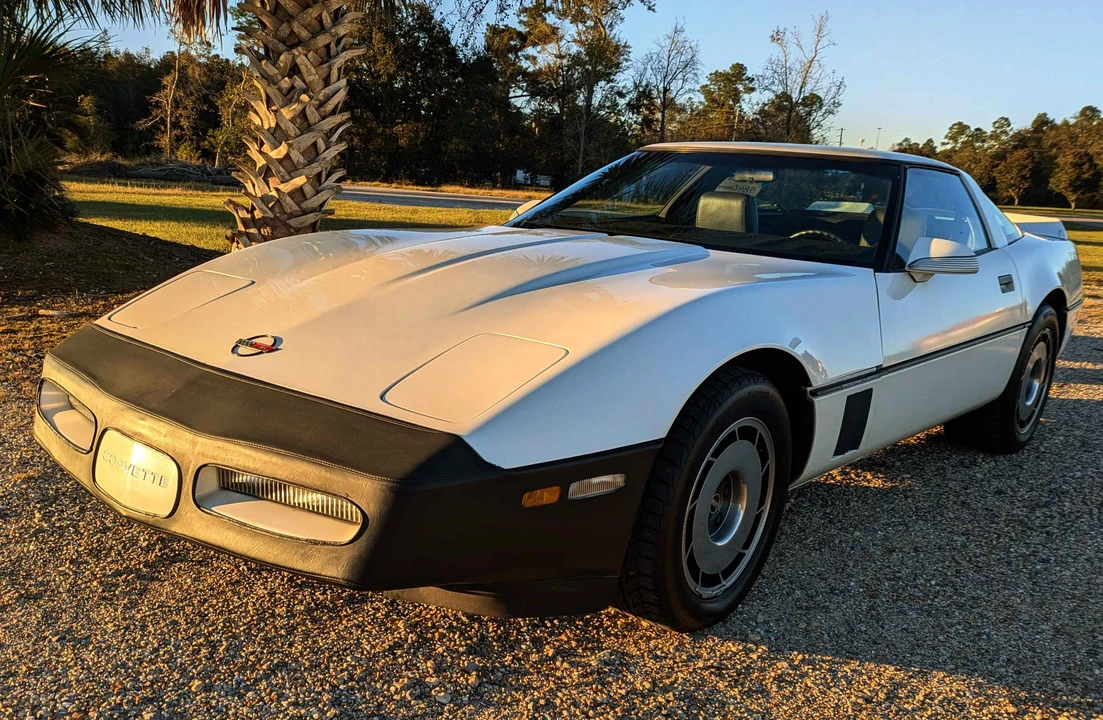 1984 Chevrolet Corvette C4 - Image 9 of 31