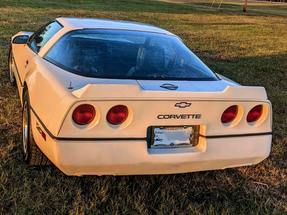 1984 Chevrolet Corvette C4 - Image 6 of 31