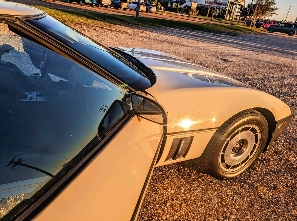 1984 Chevrolet Corvette C4 - Image 31 of 31