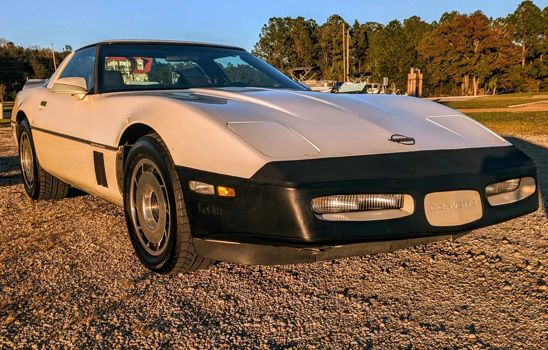 1984 Chevrolet Corvette C4 - Image 13 of 31