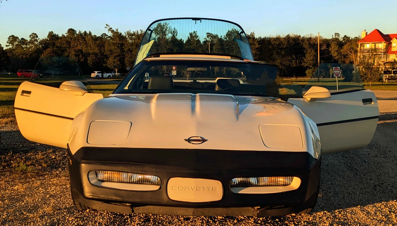 1984 Chevrolet Corvette C4 - Image 28 of 31