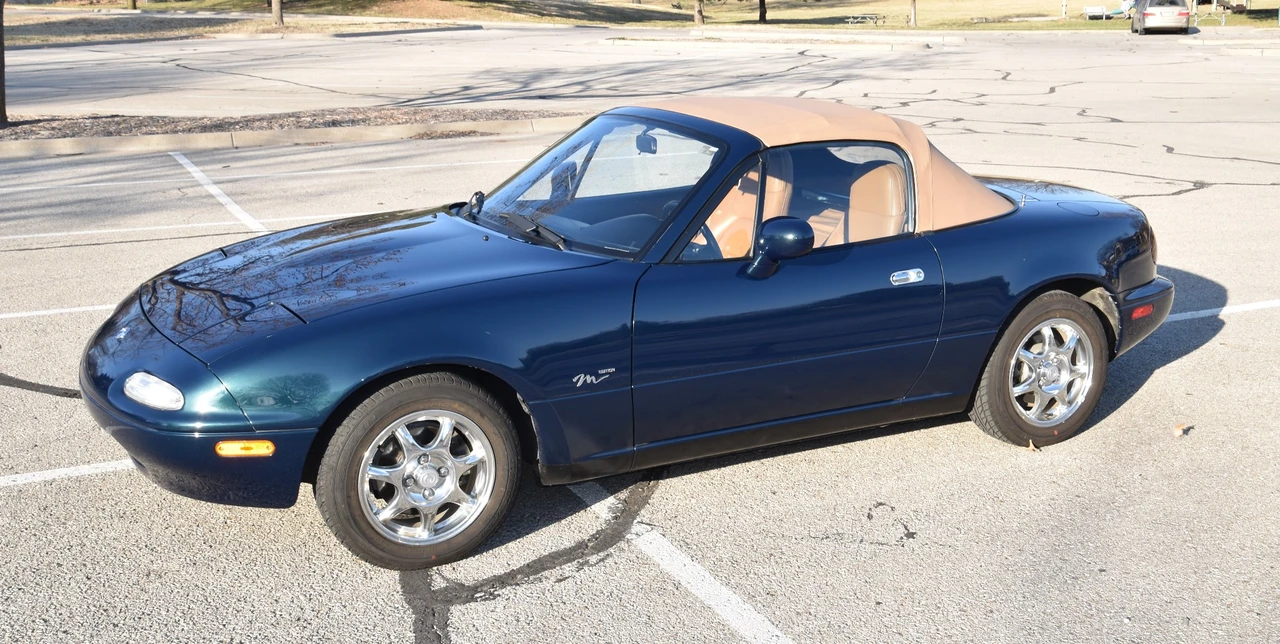 1994 Mazda NA MX-5 Miata - Image 8 of 31
