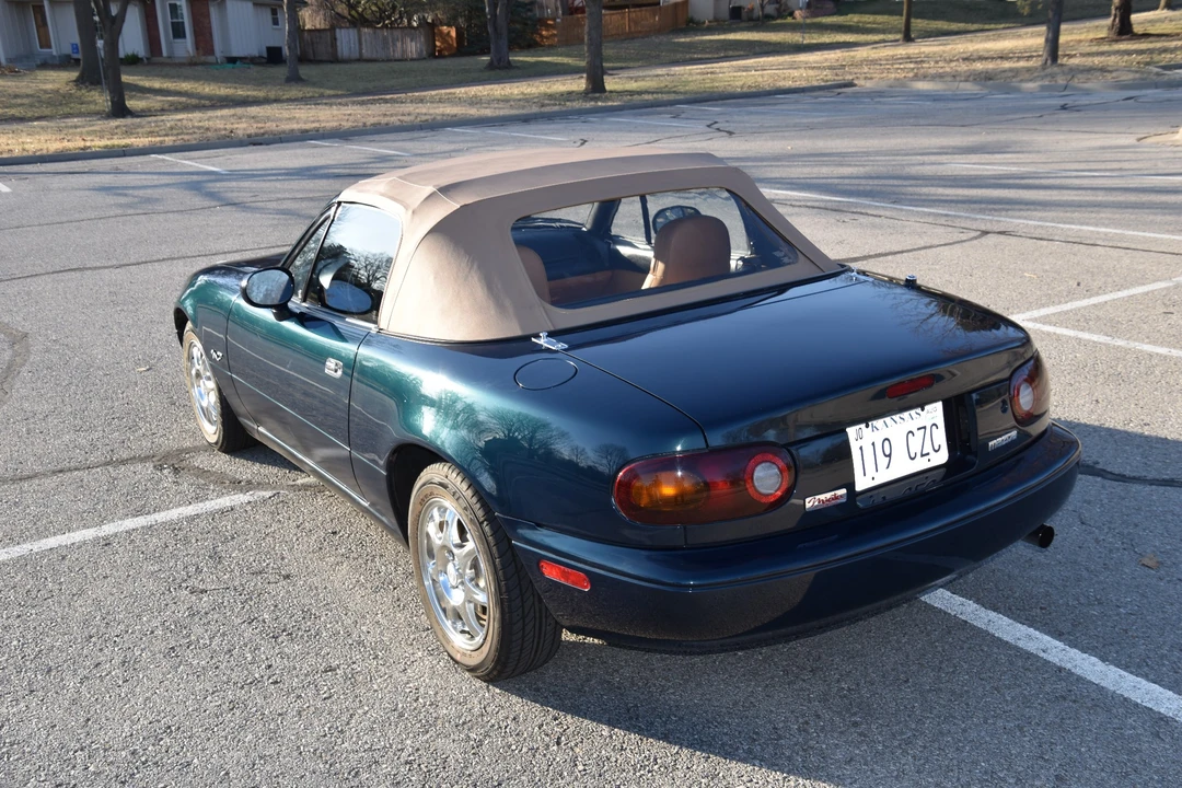 1994 Mazda NA MX-5 Miata - Image 7 of 31