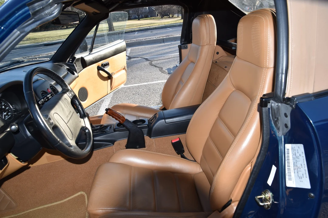 1994 Mazda NA MX-5 Miata - Image 22 of 31