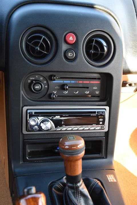 1994 Mazda NA MX-5 Miata - Image 31 of 31