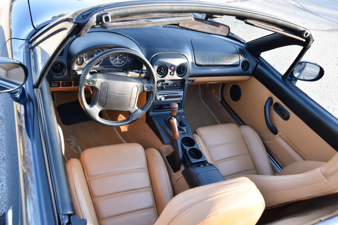 1994 Mazda NA MX-5 Miata - Image 21 of 31