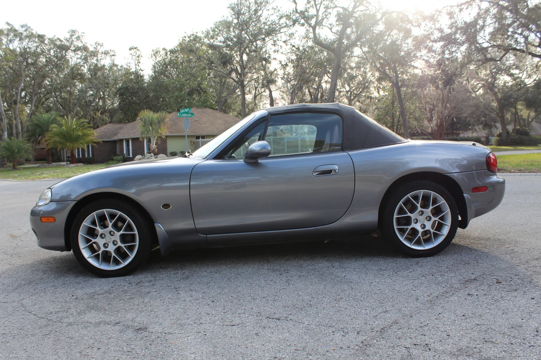 2002 Mazda NB MX-5 Miata - Image 19 of 31