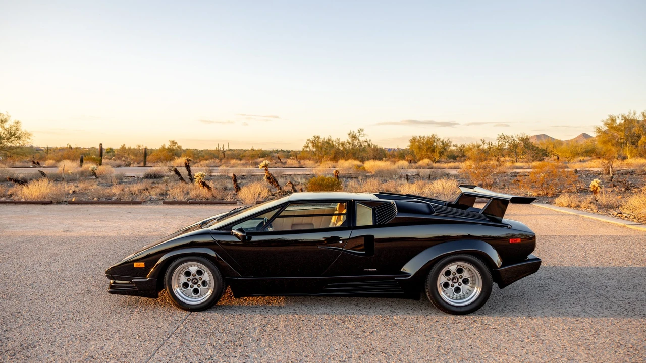 1989 Lamborghini Countach 25th Anniversary Edition - Image 14 of 31