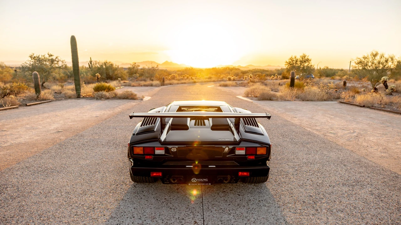 1989 Lamborghini Countach 25th Anniversary Edition - Image 17 of 31