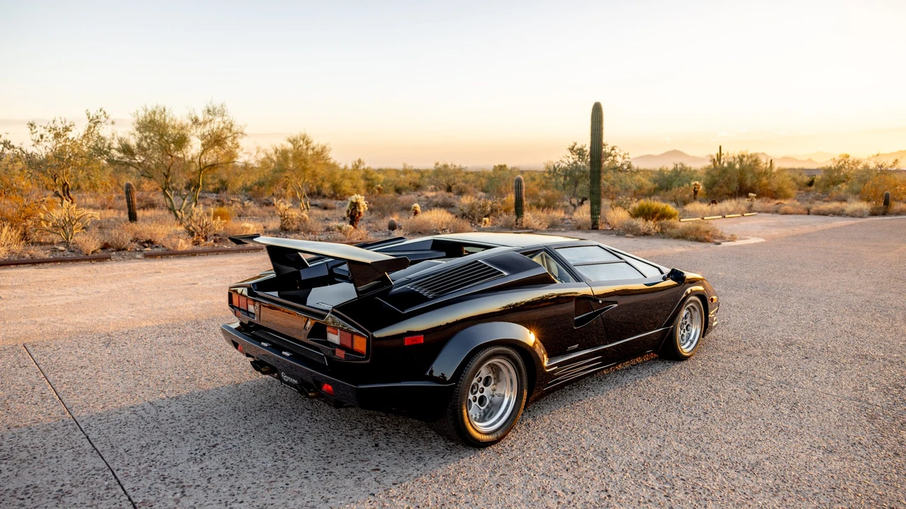 1989 Lamborghini Countach 25th Anniversary Edition - Image 18 of 31