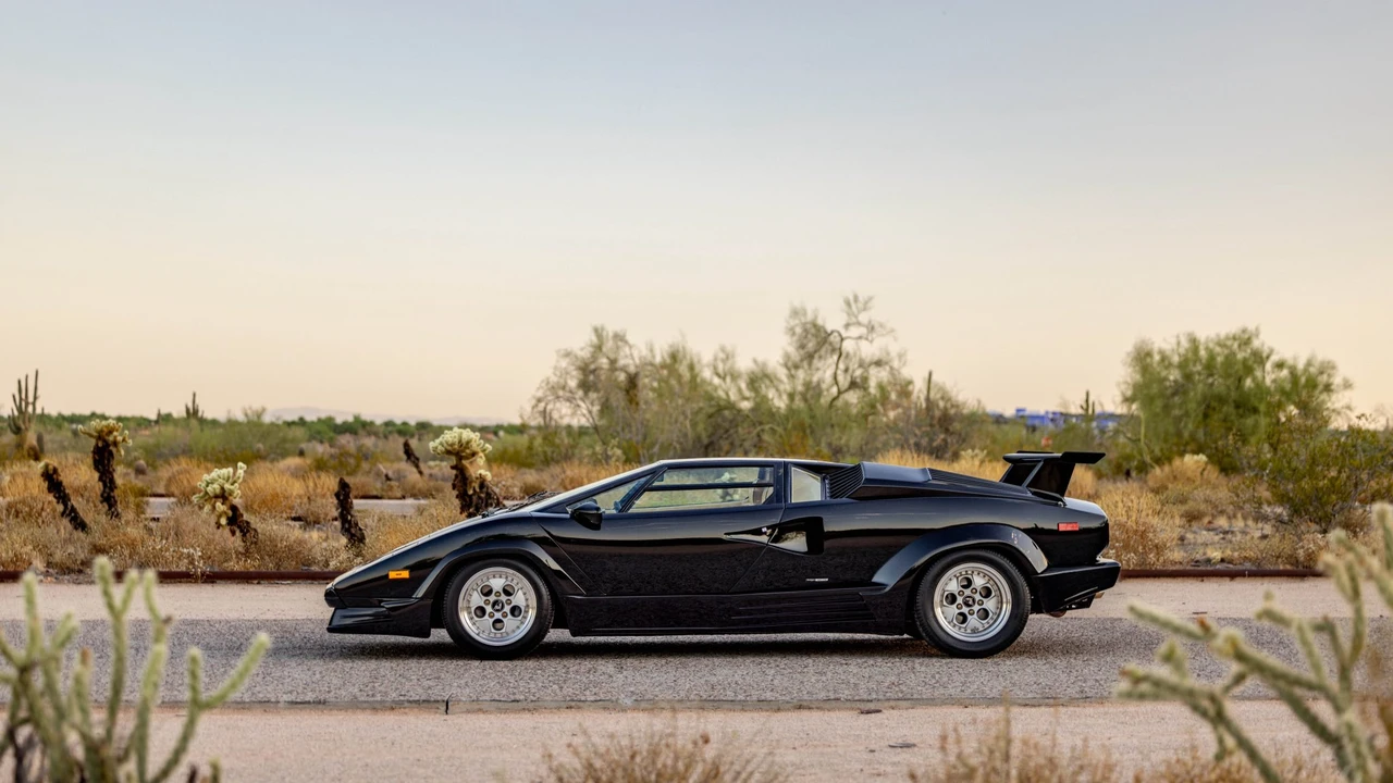 1989 Lamborghini Countach 25th Anniversary Edition - Image 30 of 31