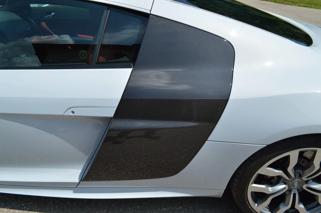 2010 Audi 42 R8 - Image 28 of 31