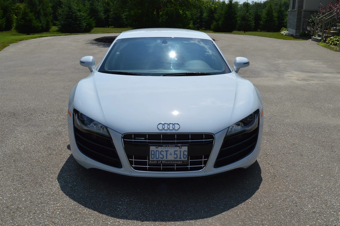 2010 Audi 42 R8 - Image 3 of 31