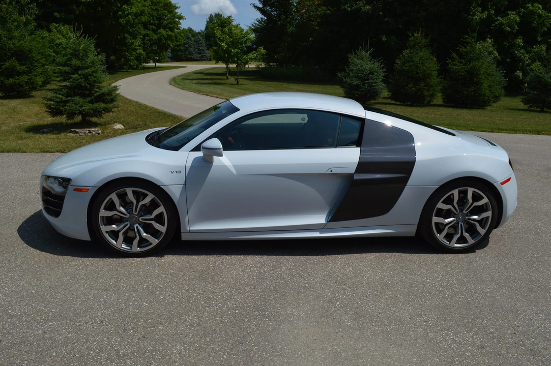 2010 Audi 42 R8 - Image 20 of 31