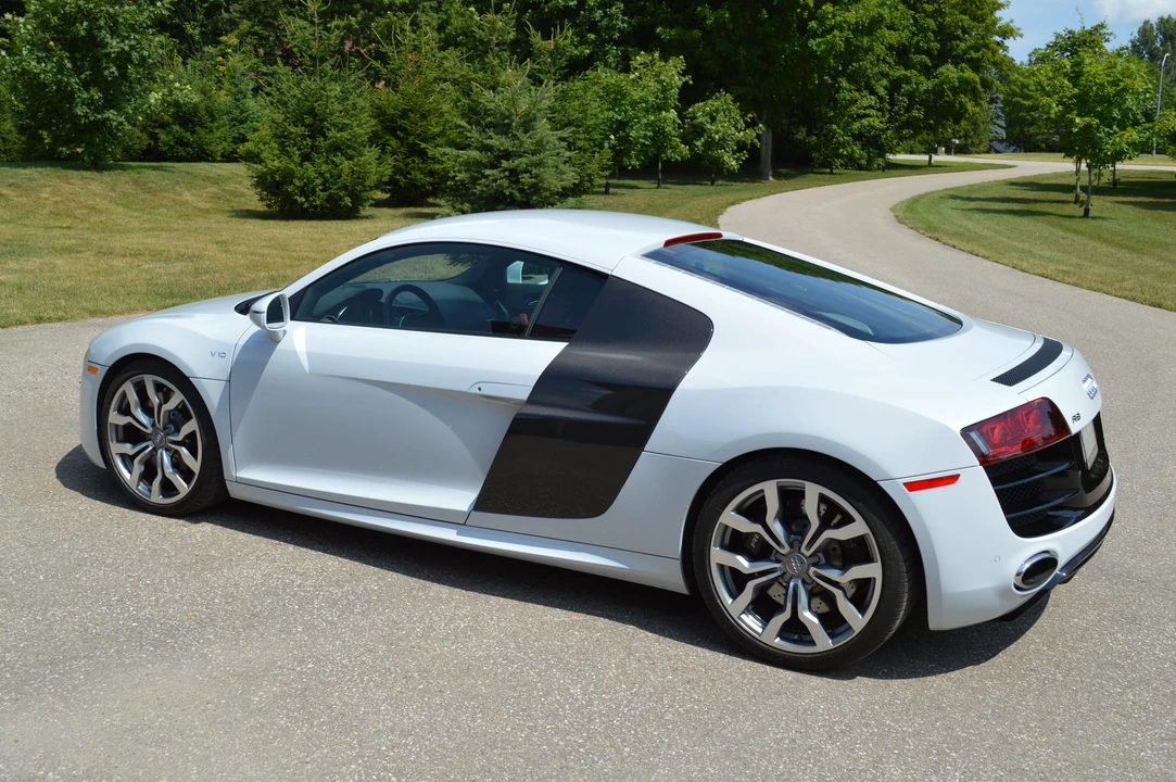2010 Audi 42 R8 - Image 19 of 31