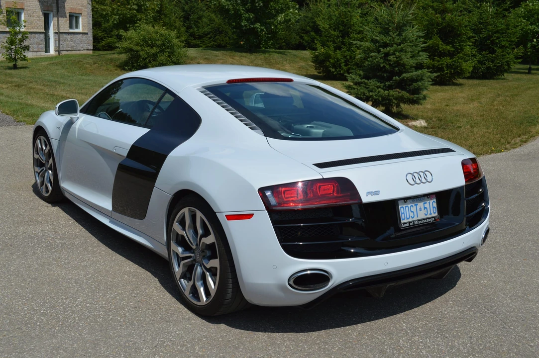 2010 Audi 42 R8 - Image 18 of 31