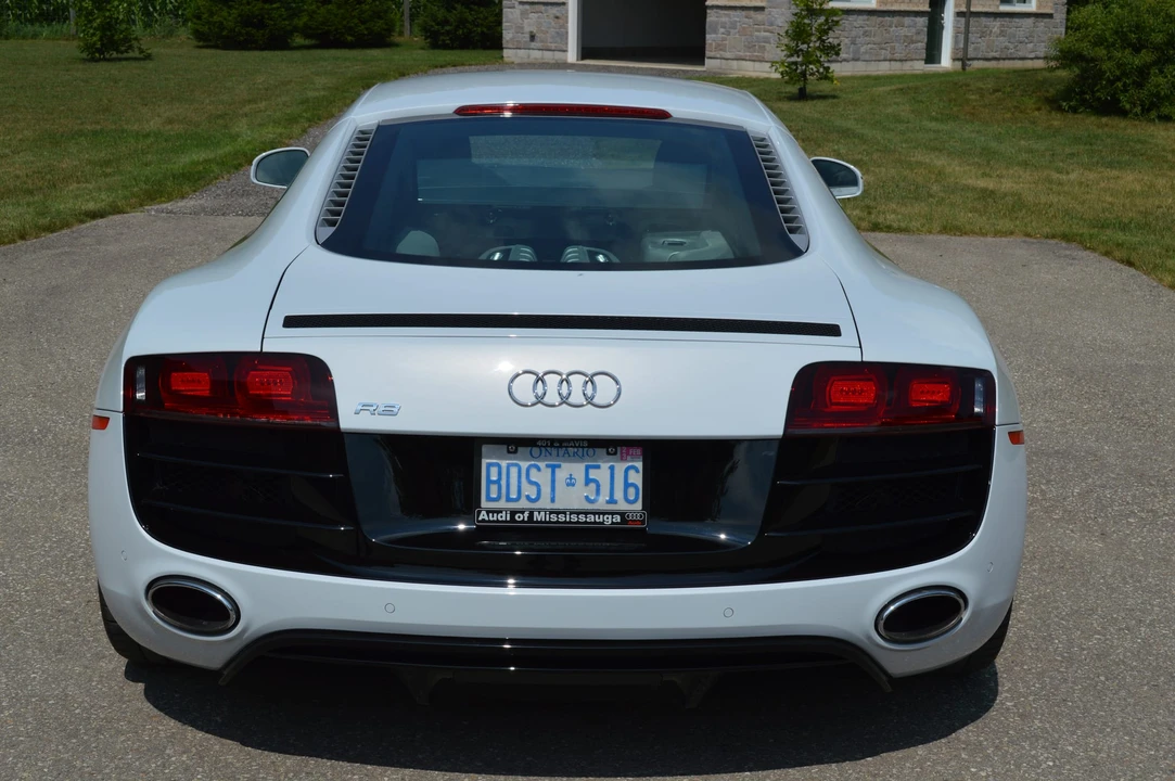 2010 Audi 42 R8 - Image 13 of 31
