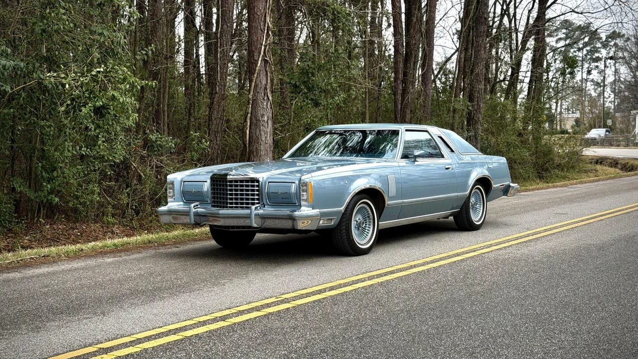 1978 Ford Thunderbird 6th Gen - Image 3 of 31