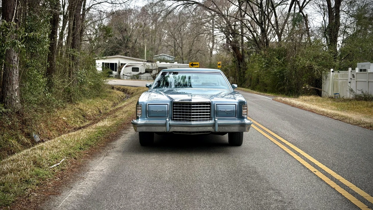 1978 Ford Thunderbird 6th Gen - Image 5 of 31