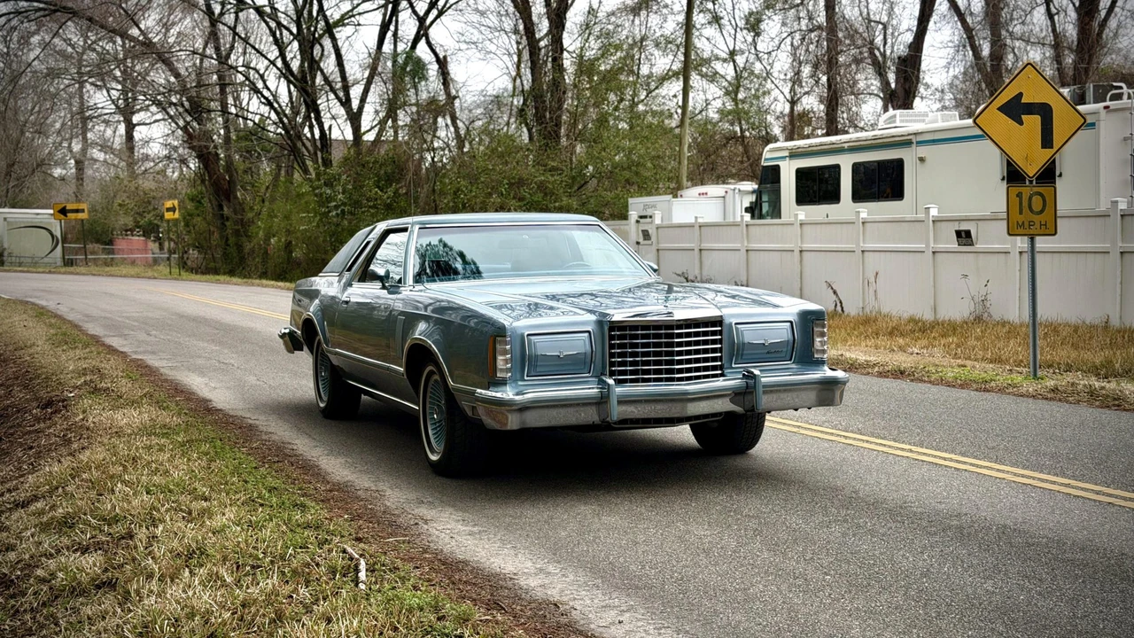 1978 Ford Thunderbird 6th Gen - Image 8 of 31